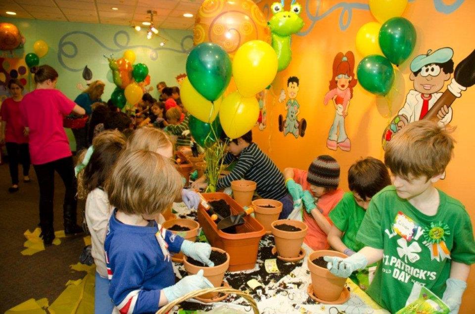 528062_10150690225254861_1597607624_n