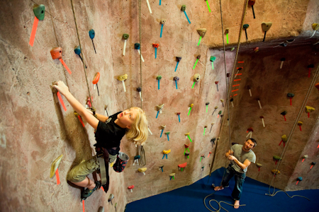 7 Indoor Rock Climbing Gyms for Kids in NYC