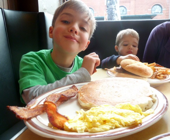 Bacon-egg-breakfast-boy
