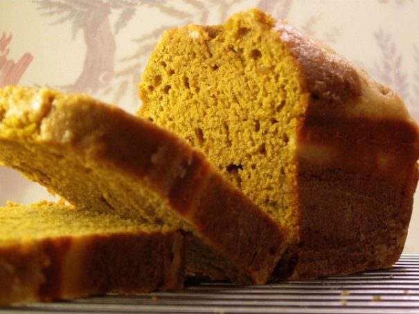 Easy Pumpkin Bread Recipe