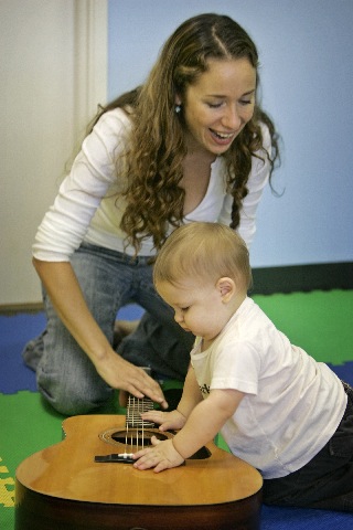 Take Note!  Terrific Music Classes for Kids of All Ages