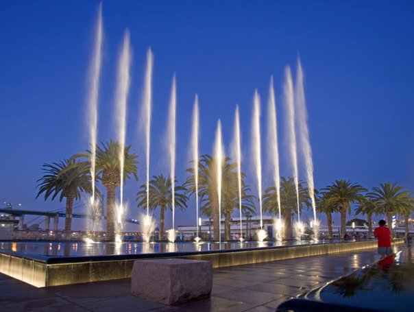 Gateway Fanfare Fountains via Port of Los Angeles Facebook