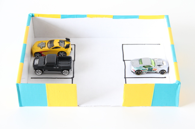 DIY-toy-garage