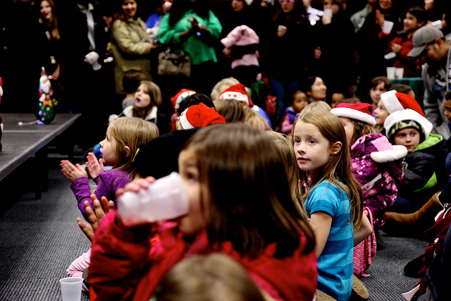 holiday-sing-a-long-kids