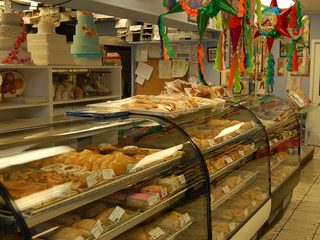 salvadorean.bakery