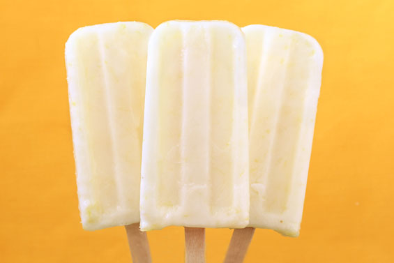 creamy-lemon-popsicles