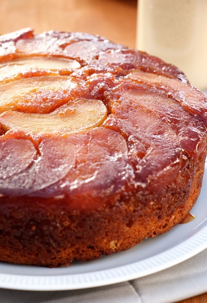 caramel-apple-upside-down-cake