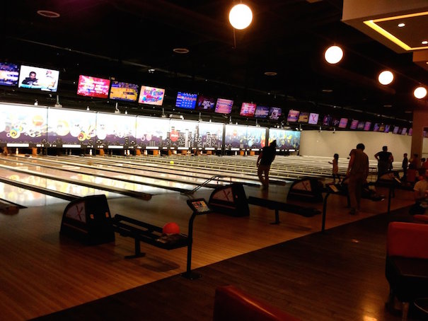 LA Bowling XLanes