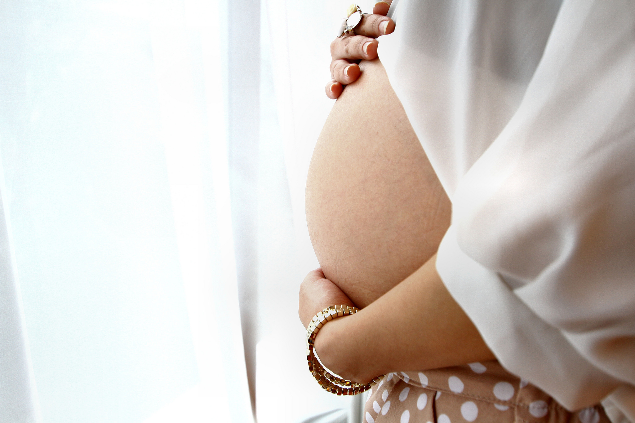 pregnant belly-Phalinn Ooi-flickr