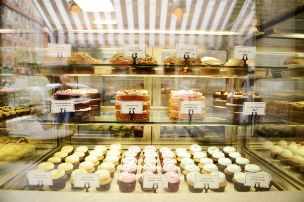 sweets-by-chloe-pastry-case-cakes-mikey-pozarik