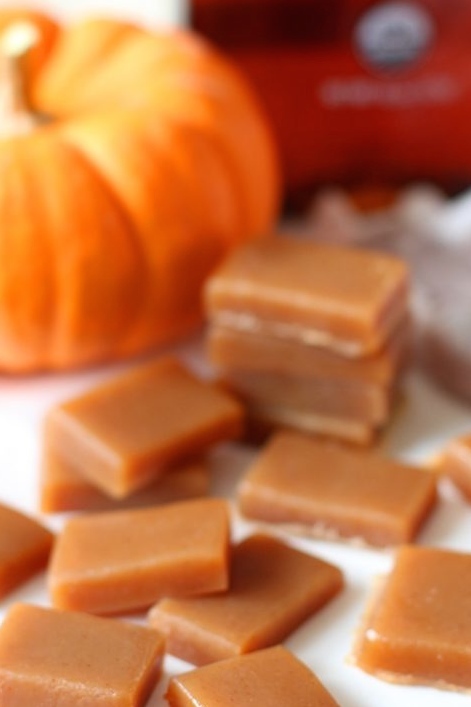 chewy-and-delicious-sugar-free-pumpkin-spice-caramels-707x1024