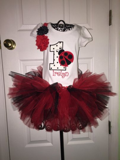 13 Adorable Outfits For Baby S First Birthday