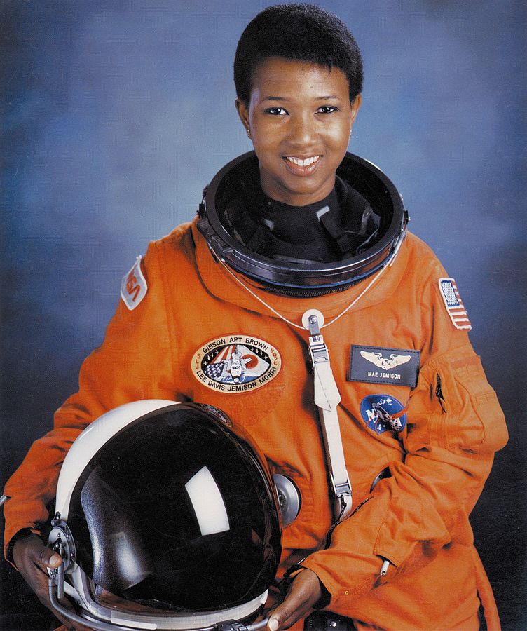 752px-dr-_mae_c-_jemison_first_african-american_woman_in_space_-_gpn-2004-00020