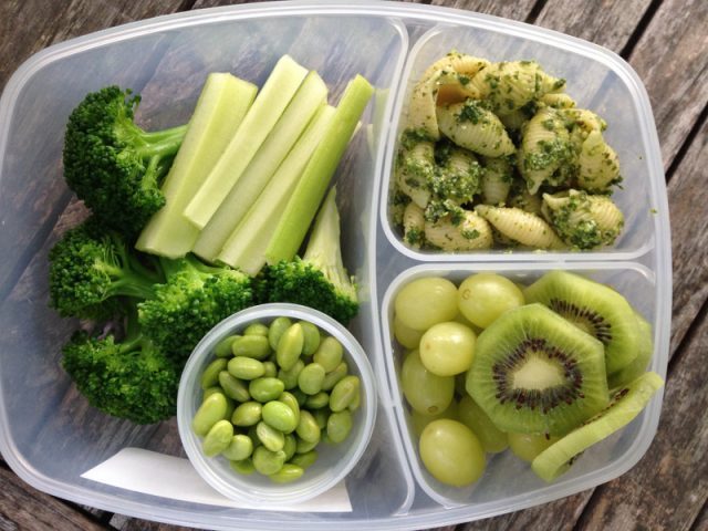 kids lunch ideas for school from The Mom 100