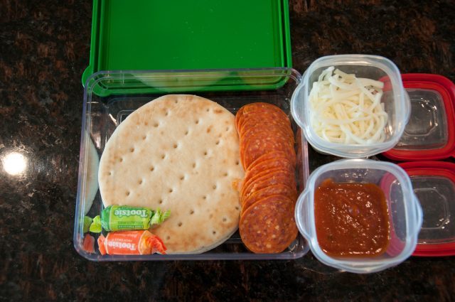 homemade lunchables are a fun school lunch idea for kids