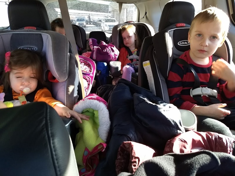 10 Tips for Rocking Family Road Trips—from a Mom of Tinybeans