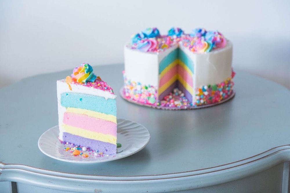 Just Opened: Creme & Sugar Brings Unicorn-Inspired Desserts to Del Mar