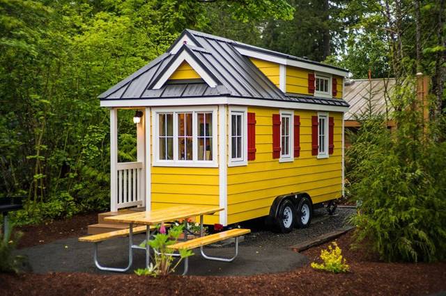 15 Tiny Homes for the Mom Getaway You Desperately Need