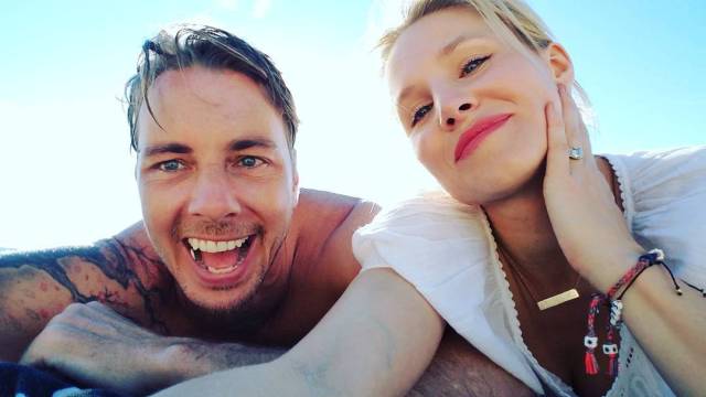 Kristen Bell and Dax Shepard Share a Bedroom with Their Kids