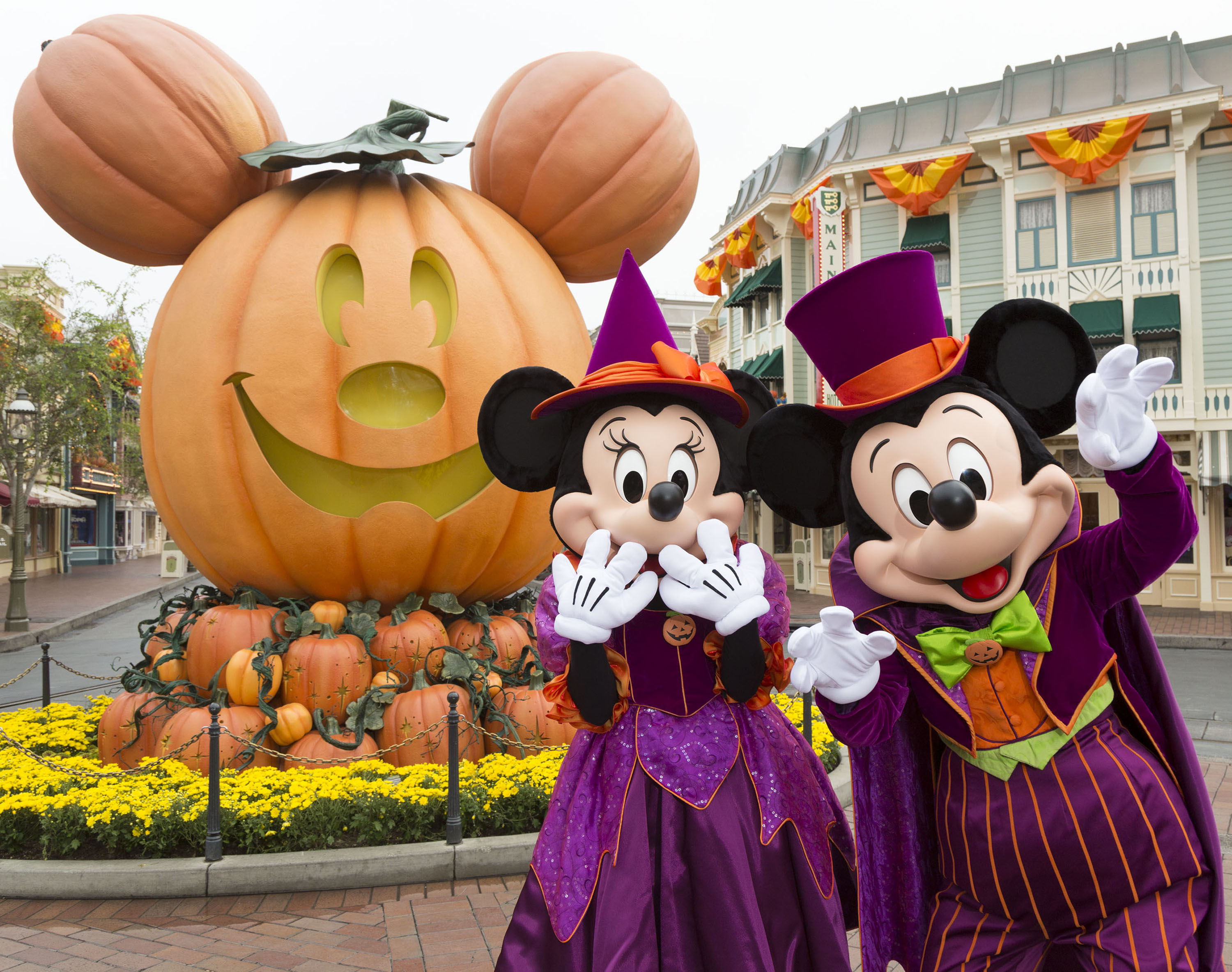 Eek Walt Disney World Announces All New Boo Bash For Halloween Tinybeans