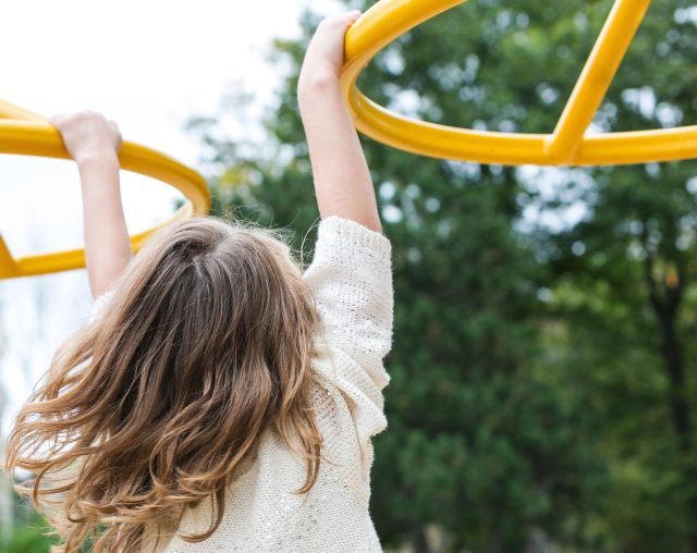 Keep Your Playground Time Accident Free With These Orthopedist-Approved Tips