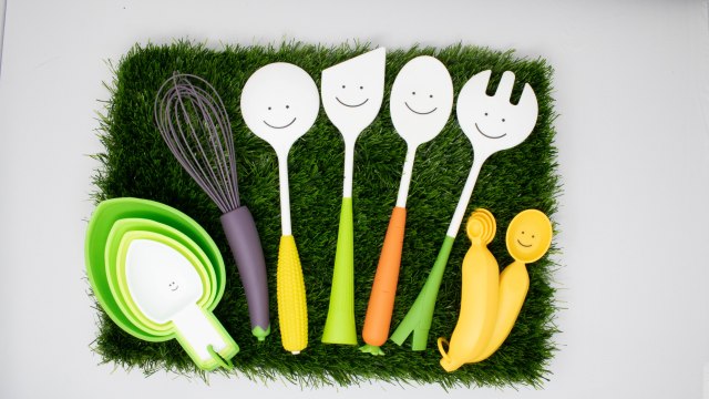 kitchen utensils, kitchen tools for kids