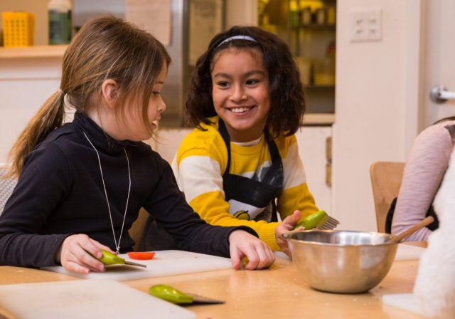 kids cooking classes in chicago the kids' table