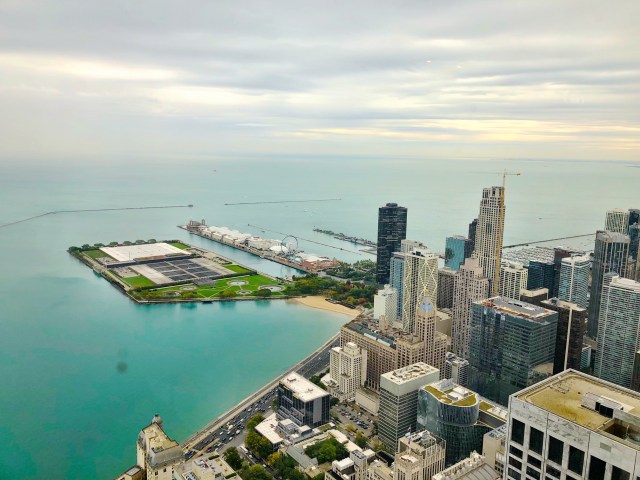 views from 360 Chicago
