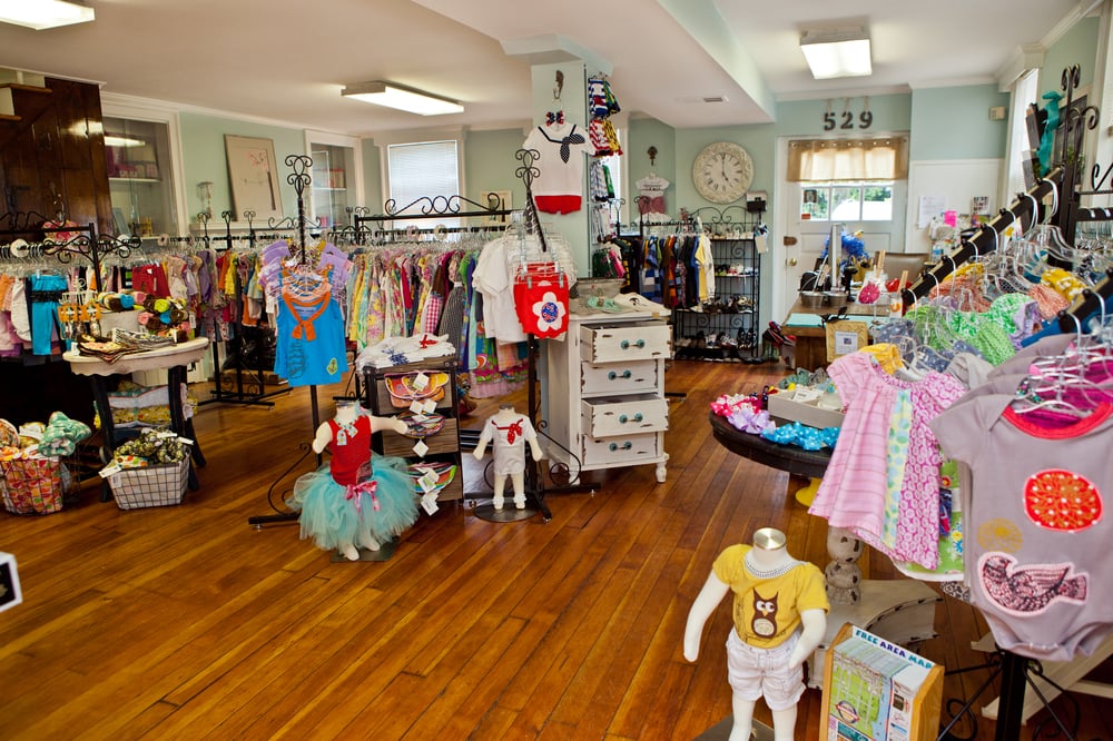 Kids clothing store consignment near me