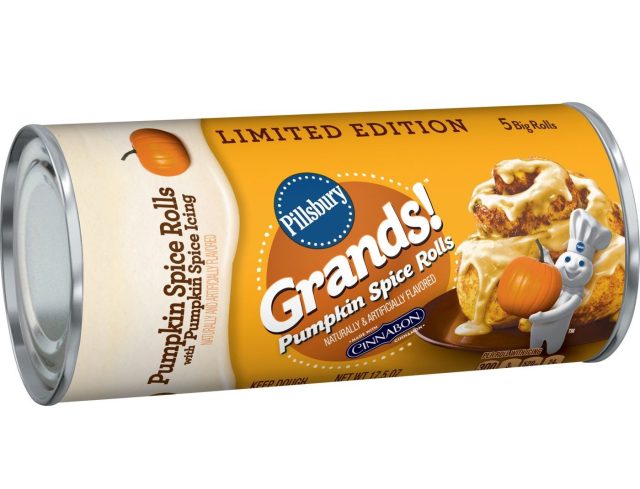 Welcome Fall with These Pillsbury Pumpkin Spice Rolls
