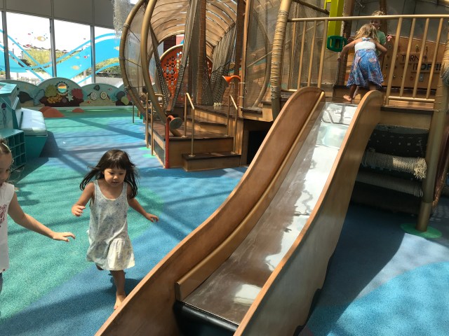 topanga mall playground