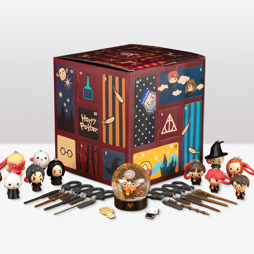this-harry-potter-ornament-advent-calendar-will-make-your-christmas-tree-magical-tinybeans
