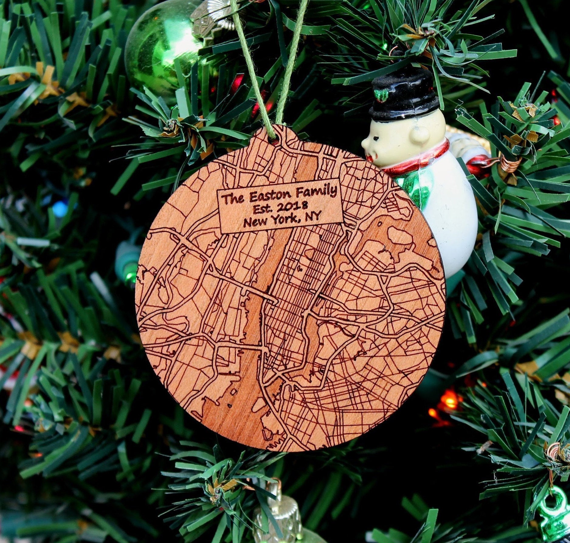 NY 2018 Handcrafted Glitter Christmas Ornament Gift New York 