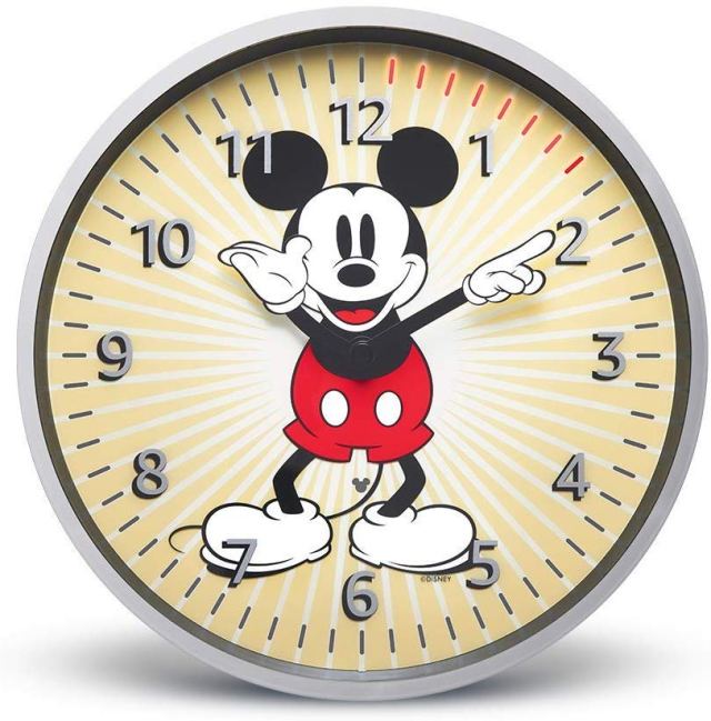 Disney’s Mickey Mouse Echo Wall Clock Is Retro Fabulous