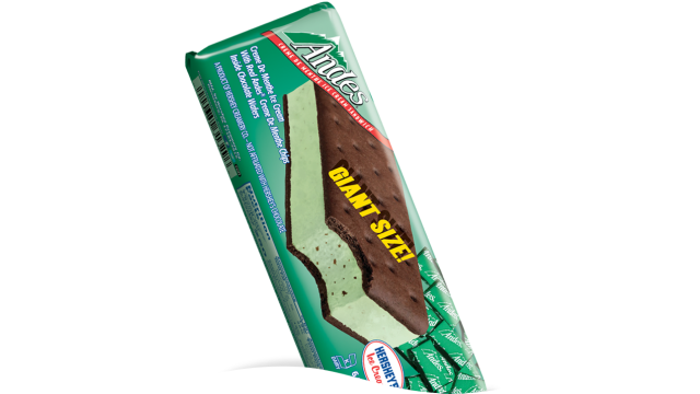 Hershey’s Andes Crème de Menthe Ice Cream Sandwich Is the Minty Treat You Need