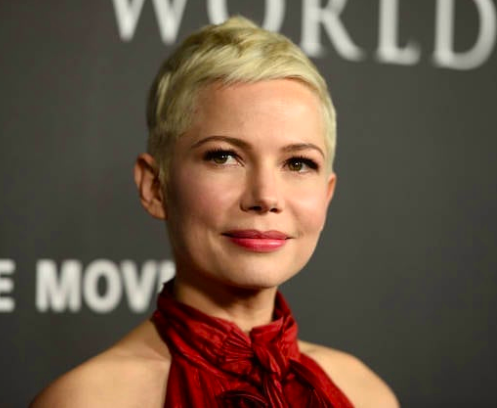 Michelle Williams Is Reportedly Engaged & Pregnant, Too
