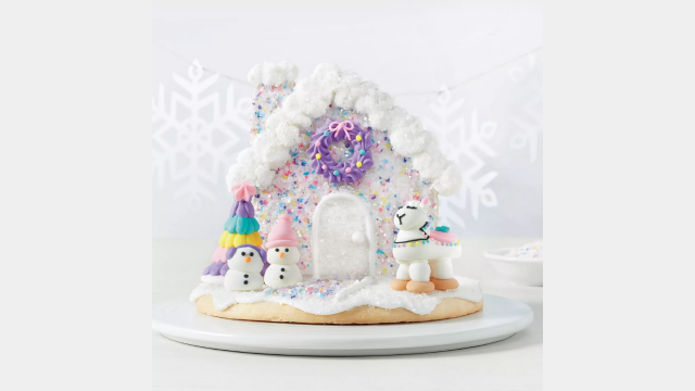 Deck the Halls with This Fa-La-La-Llama Sugar Cookie House Kit