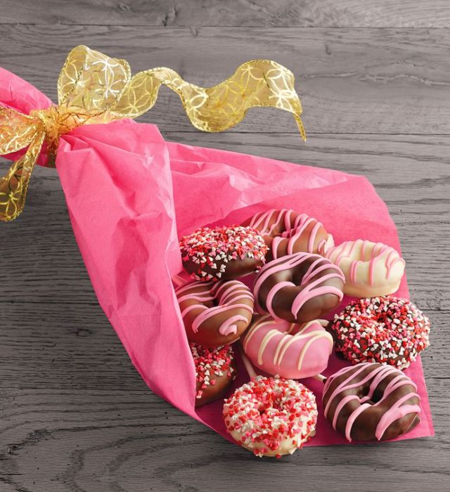 This Valentine’s Donut Bouquet Has “I Love You” Written All Over It