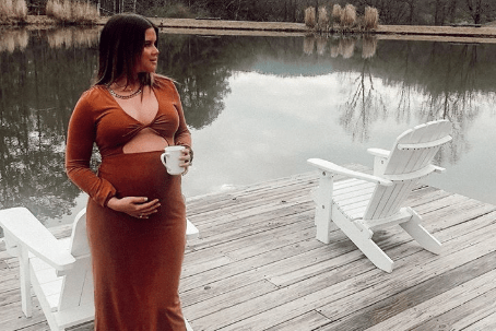 Mom-to-Be Maren Morris Chose a Babymoon Over the Grammies