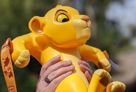 Disney World Has Baby Simba Popcorn Buckets & Your “Lion King” Dreams Can Come True