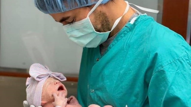 It’s a Girl! Enrique Iglesias & Anna Kournikova Welcome a Daughter