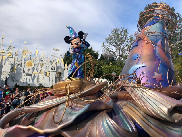Why Now Is the Best Time to Go to Disneyland