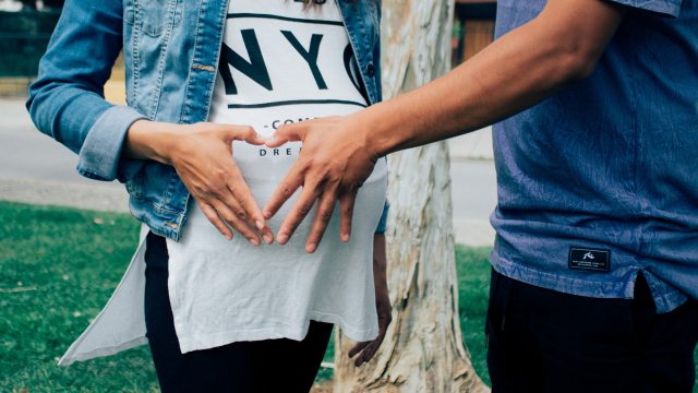 6 Tips to Strengthen Your Relationship before Baby Arrives