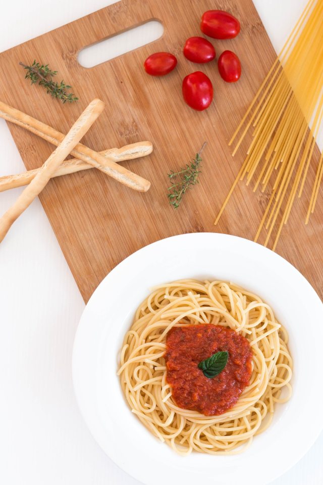 an easy dinner recipe for basil pasta