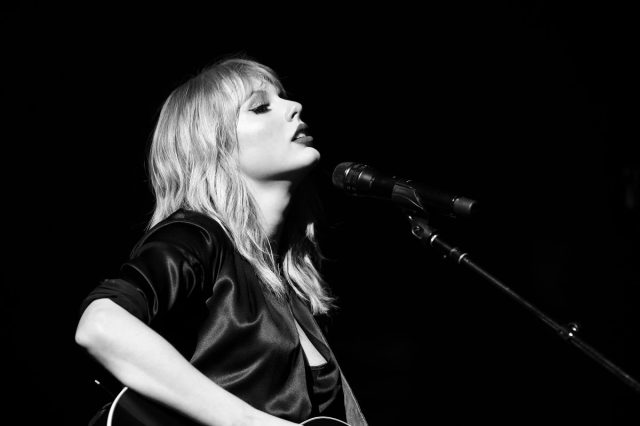 Taylor Swift Announces Concert Special After Cancelling Tour