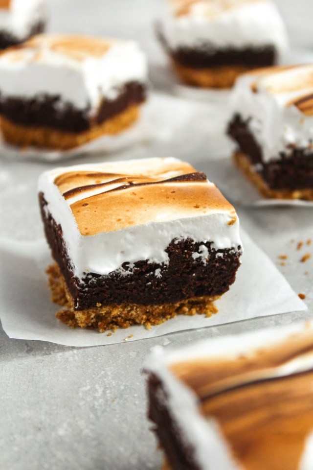 a unique s'mores recipe for brownies