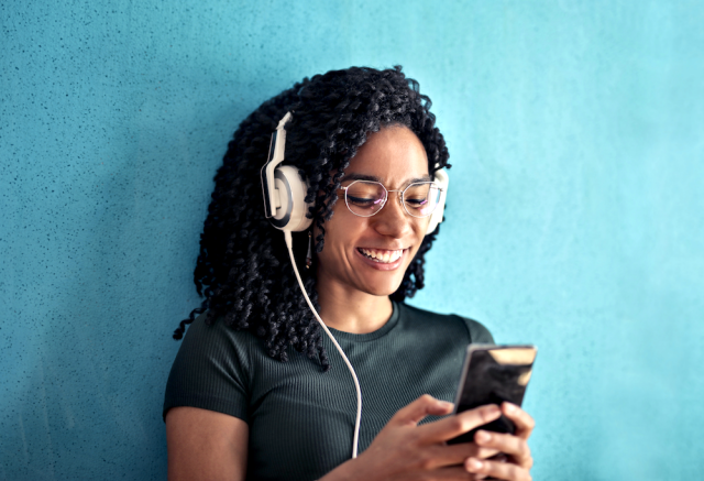 12 Podcasts Every Mom Needs in Her Life Right Now