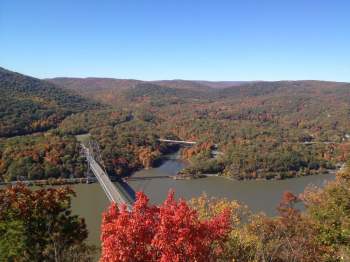 kid-friendly trails near mean