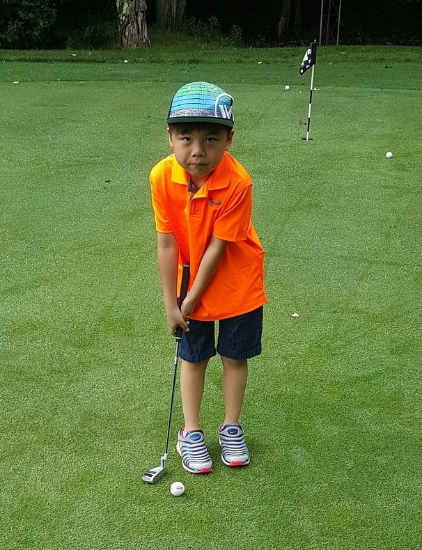 Golf Lessons Kids in Angeles,