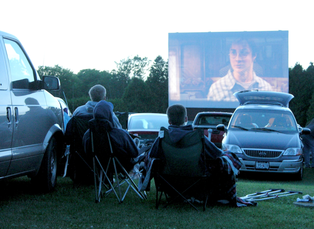 The Ultimate Guide to Every Drive-In Movie Theater in the Country